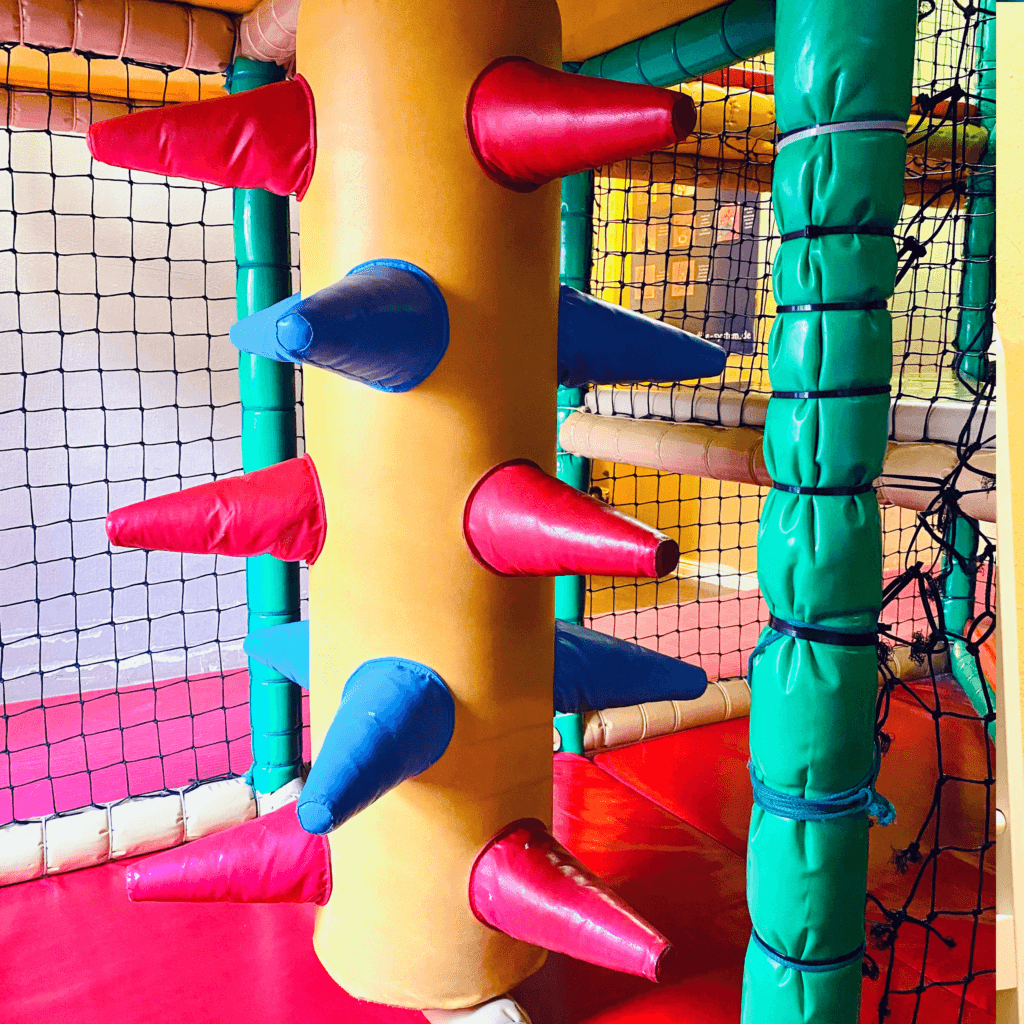 Indoorspielplatz mit Walze
