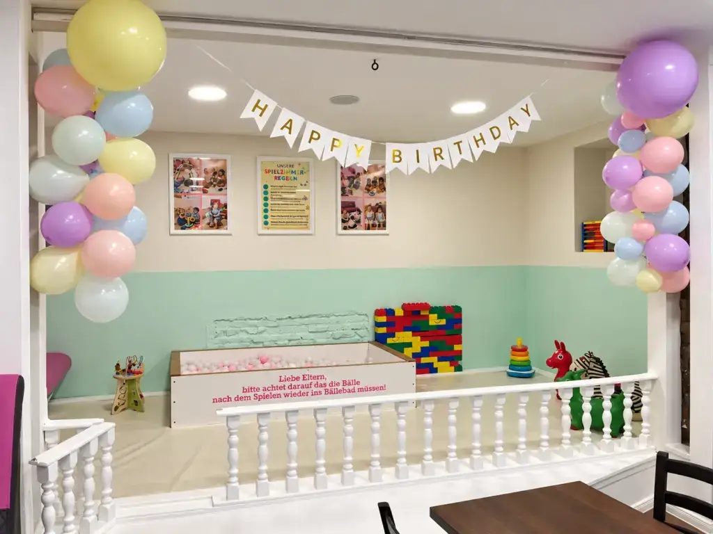 Der Kleinkindbereich vom Kindercafe Spielzimmer.